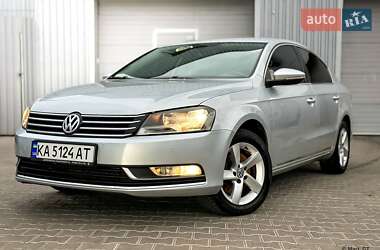 Седан Volkswagen Passat 2011 в Дніпрі