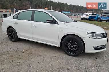 Седан Volkswagen Passat 2014 в Киеве