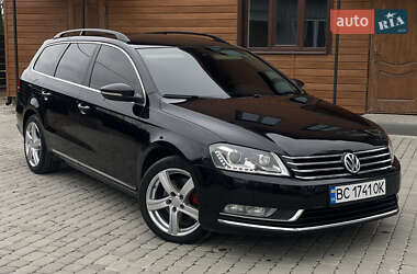 Універсал Volkswagen Passat 2012 в Самборі