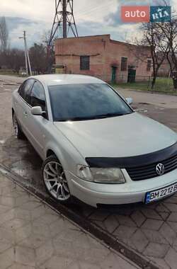 Седан Volkswagen Passat 1999 в Охтирці