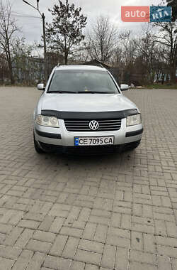 Універсал Volkswagen Passat 2002 в Чернівцях