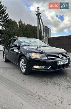 Универсал Volkswagen Passat 2012 в Тернополе