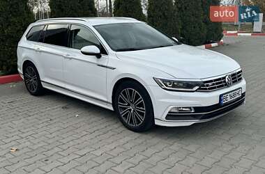 Універсал Volkswagen Passat 2015 в Миколаєві