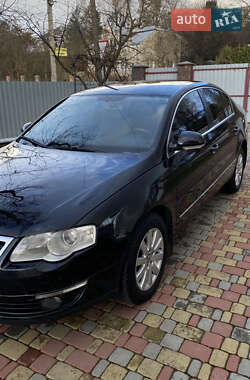 Седан Volkswagen Passat 2006 в Львове