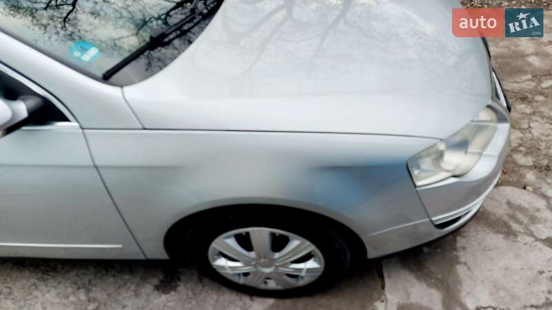 Универсал Volkswagen Passat 2005 в Светловодске