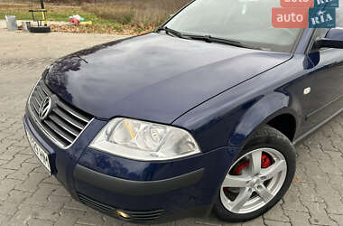 Седан Volkswagen Passat 2003 в Снятині