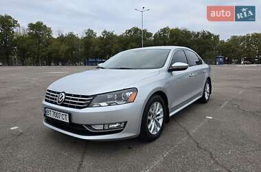 Седан Volkswagen Passat 2012 в Николаеве