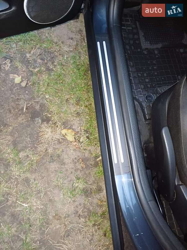 Седан Volkswagen Passat 2002 в Черкасах