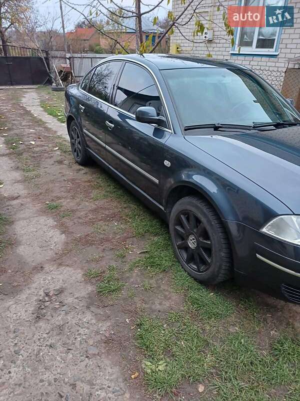 Седан Volkswagen Passat 2002 в Черкасах