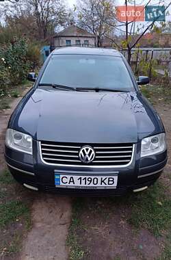 Седан Volkswagen Passat 2002 в Черкассах