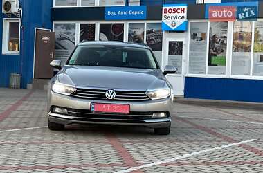 Универсал Volkswagen Passat 2015 в Бердичеве