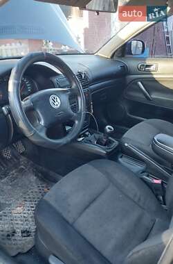 Седан Volkswagen Passat 2000 в Виннице