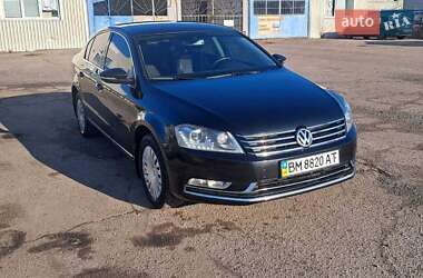 Седан Volkswagen Passat 2011 в Сумах