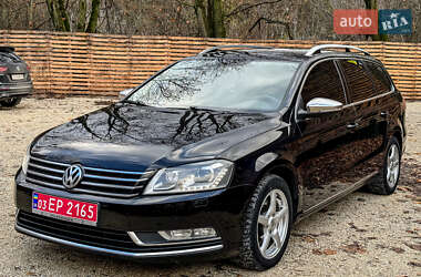 Універсал Volkswagen Passat 2011 в Бродах