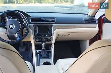Седан Volkswagen Passat 2017 в 