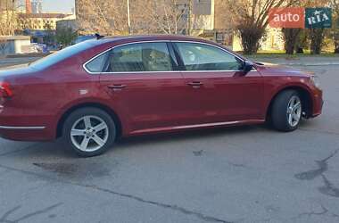 Седан Volkswagen Passat 2017 в 