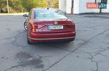Седан Volkswagen Passat 2017 в 