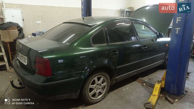 Седан Volkswagen Passat 1998 в Фастові