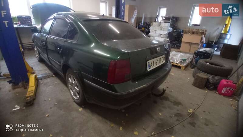 Седан Volkswagen Passat 1998 в Фастові