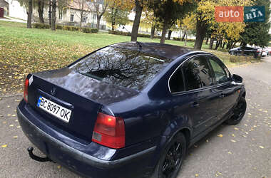 Седан Volkswagen Passat 1997 в Сколе