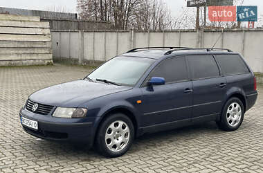 Универсал Volkswagen Passat 1998 в Сарнах