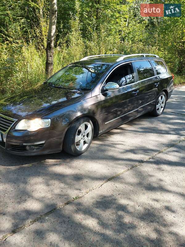 Универсал Volkswagen Passat 2006 в Львове