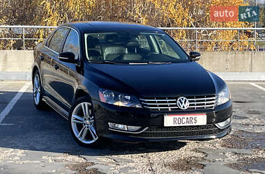 Седан Volkswagen Passat 2014 в Києві