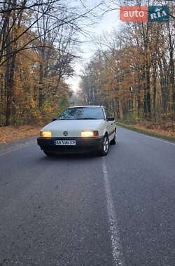 Седан Volkswagen Passat 1992 в Оратове