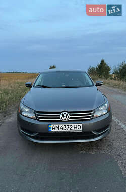 Седан Volkswagen Passat 2013 в Житомире