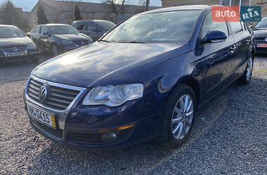 Седан Volkswagen Passat 2007 в Староконстантинове