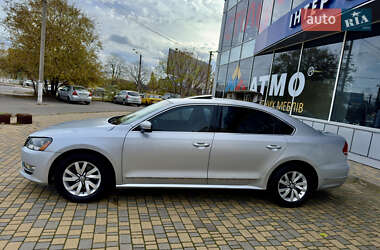 Седан Volkswagen Passat 2013 в Одесі