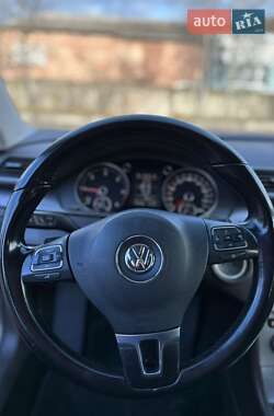 Универсал Volkswagen Passat 2013 в Луцке