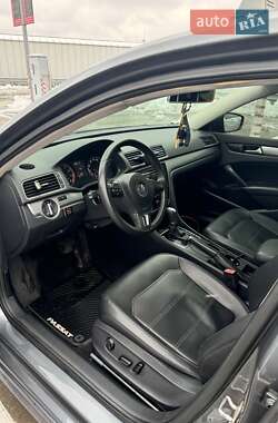 Седан Volkswagen Passat 2015 в Києві