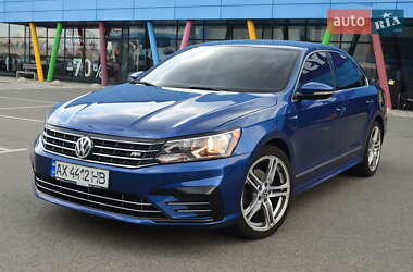 Седан Volkswagen Passat 2016 в Киеве