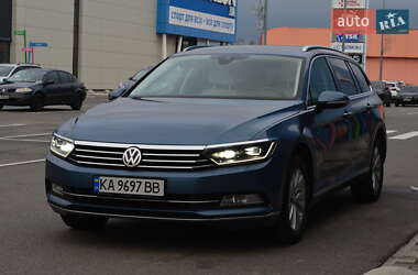 Универсал Volkswagen Passat 2017 в Киеве