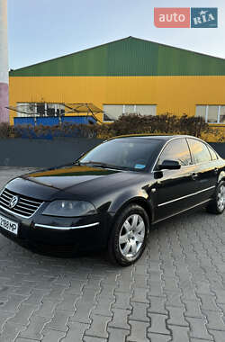 Седан Volkswagen Passat 2002 в Крюковщине