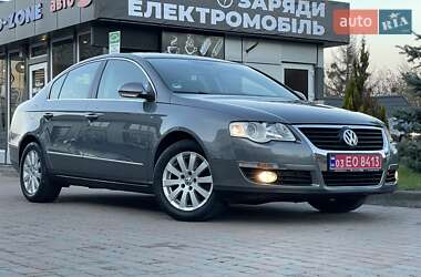 Седан Volkswagen Passat 2006 в Сарнах