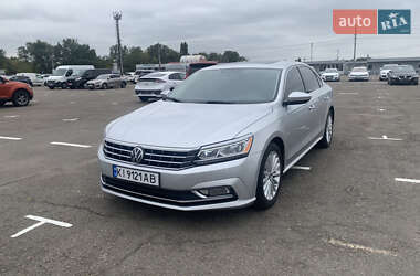 Седан Volkswagen Passat 2017 в Киеве