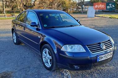 Седан Volkswagen Passat 2004 в Одессе