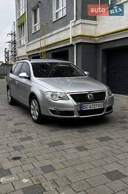 Универсал Volkswagen Passat 2008 в Ивано-Франковске