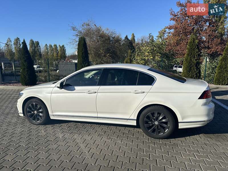Седан Volkswagen Passat 2018 в Кременчуге