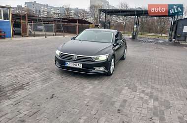 Седан Volkswagen Passat 2017 в Запорожье