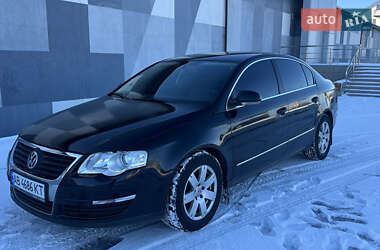 Седан Volkswagen Passat 2008 в Виннице