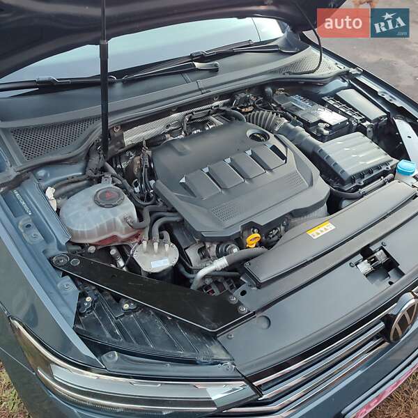 Універсал Volkswagen Passat 2020 в Радивиліві