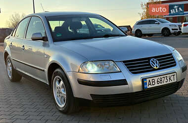 Седан Volkswagen Passat 2001 в Виннице