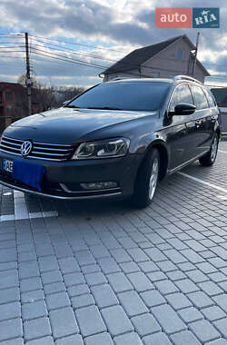 Универсал Volkswagen Passat 2012 в Виннице