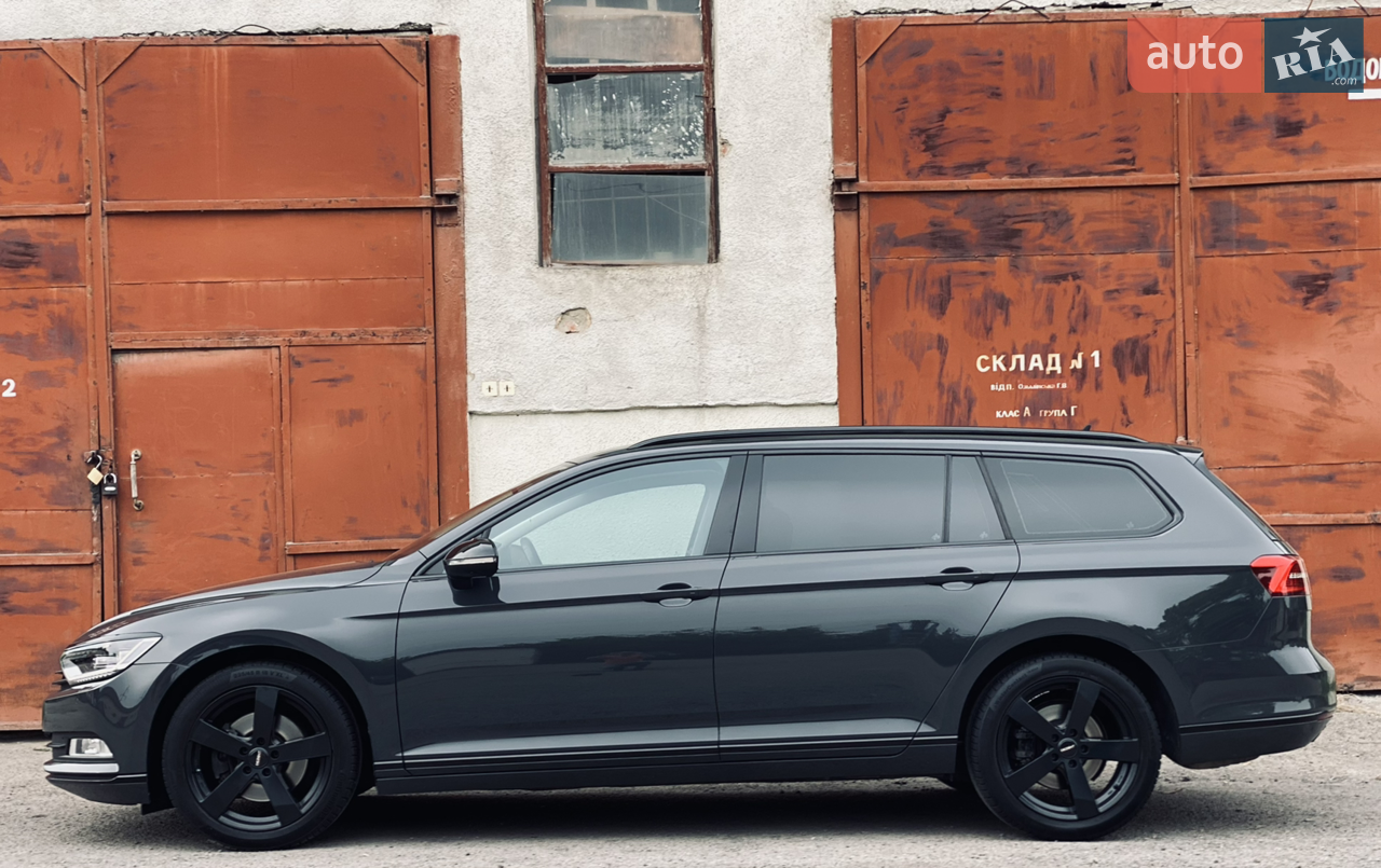 2016 Volkswagen Passat - мініатюра 40