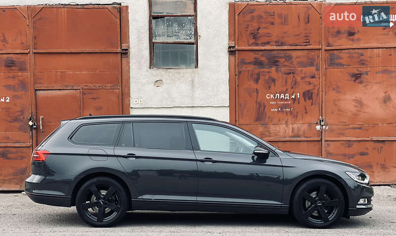 Универсал Volkswagen Passat 2015 в Ивано-Франковске