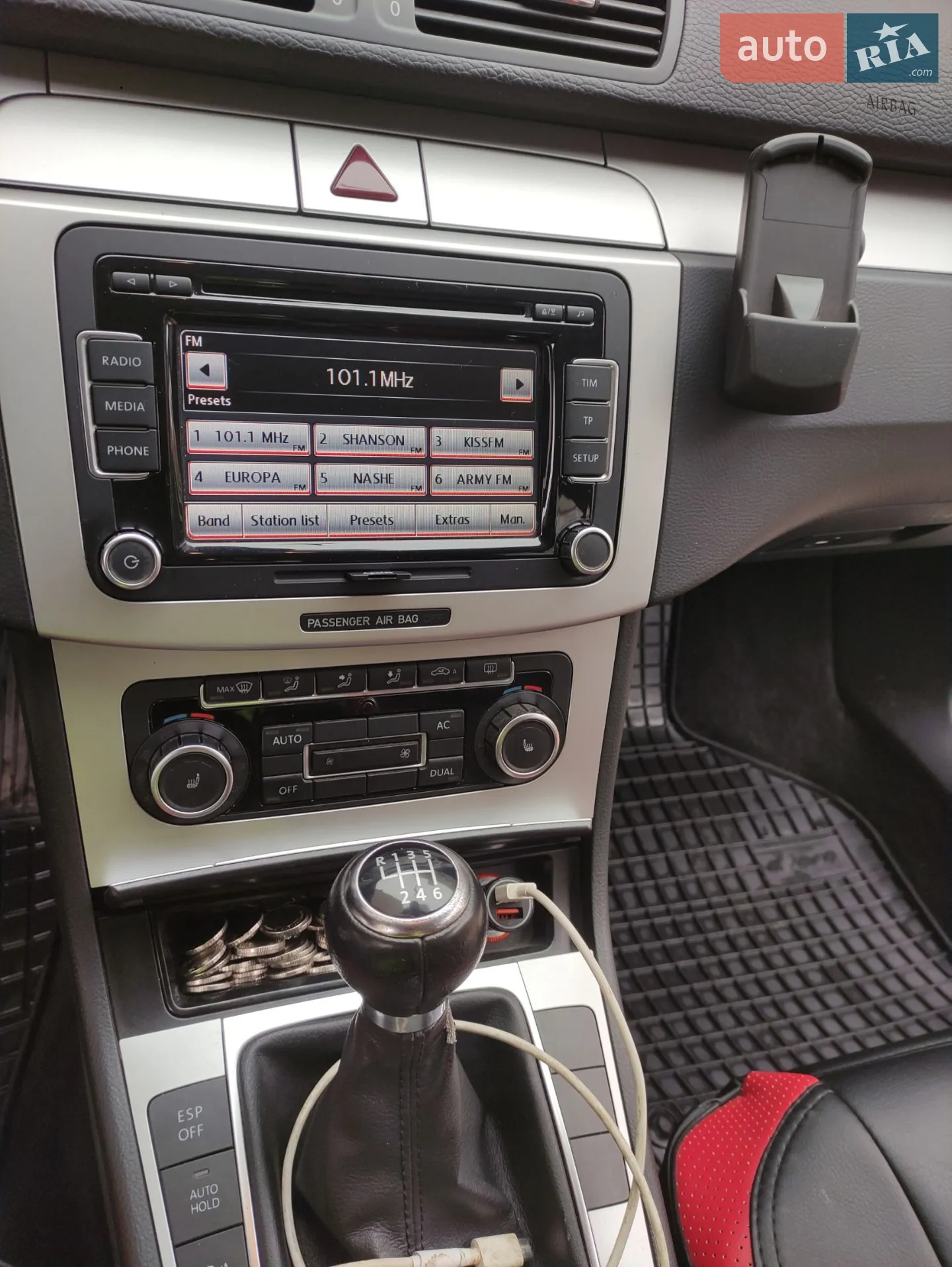 2010 Volkswagen Passat - фото 1