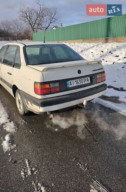 Седан Volkswagen Passat 1988 в Киеве